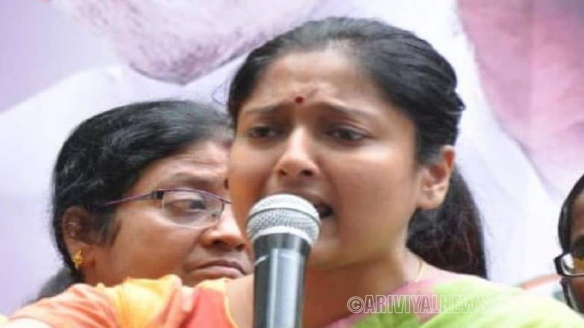 Why ban only Ganesha Chaturthi? - Gayatri Raghuram Question !!!