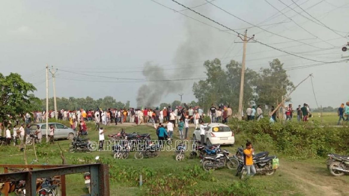 8 killed, including 4 farmers!