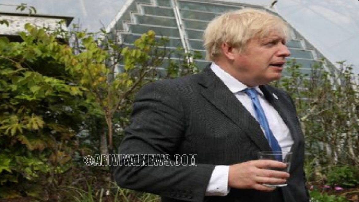 Boris Johnson 'tells Tories he hasn't done anything wrong' after Downing Street party apology