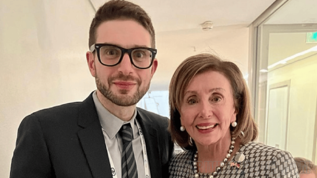  Soros son is a frequent visit to the White House