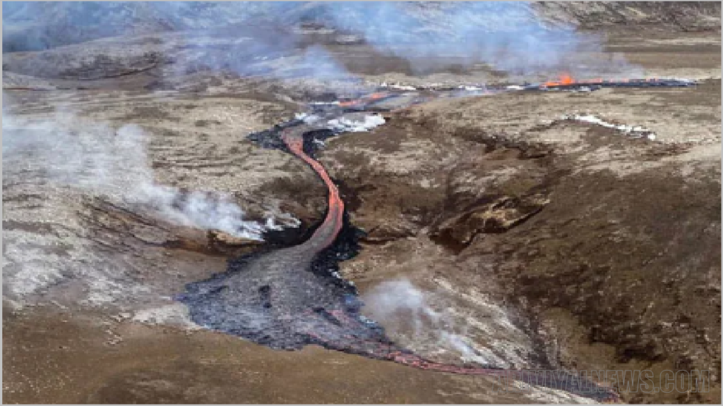 crane collapse in Iceland New volcano Lava spews rivers